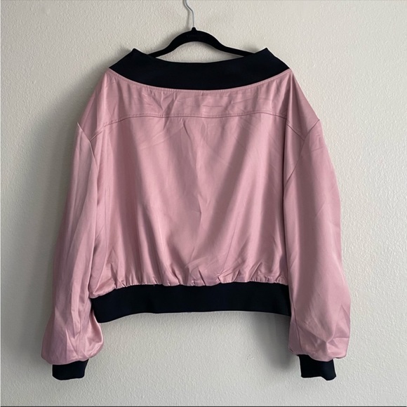 Fashion Nova Culture Shock Off The Shoulder Zip Jacket✨ - Picture 4 of 7